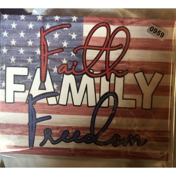 JennyGems Patriotic Decorations, 4th of July Decor, Wooden Sign for Wall NEW!! - Picture 9 of 11